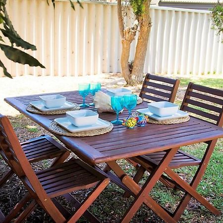 Yanchep Hacienda By The Sea Villa ภายนอก รูปภาพ