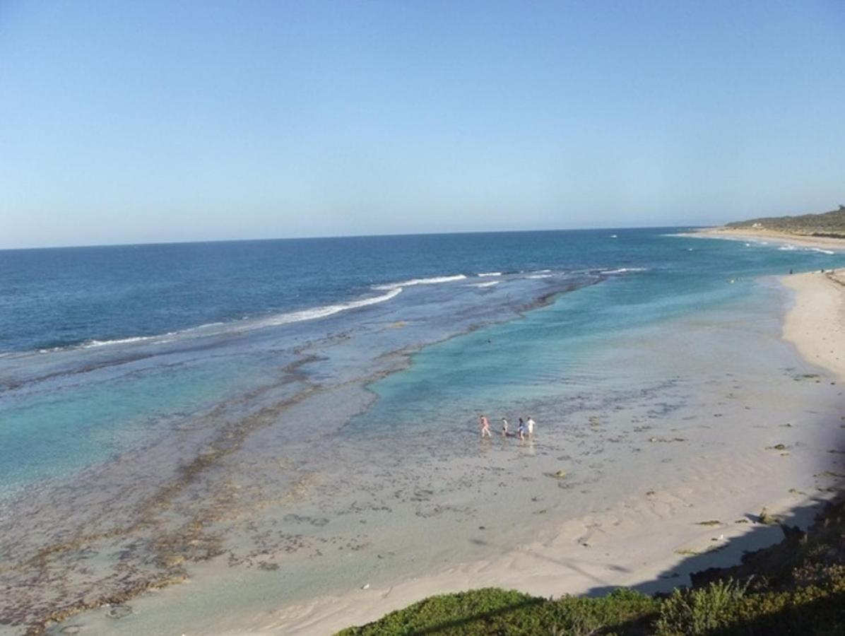 Yanchep Hacienda By The Sea Villa ภายนอก รูปภาพ